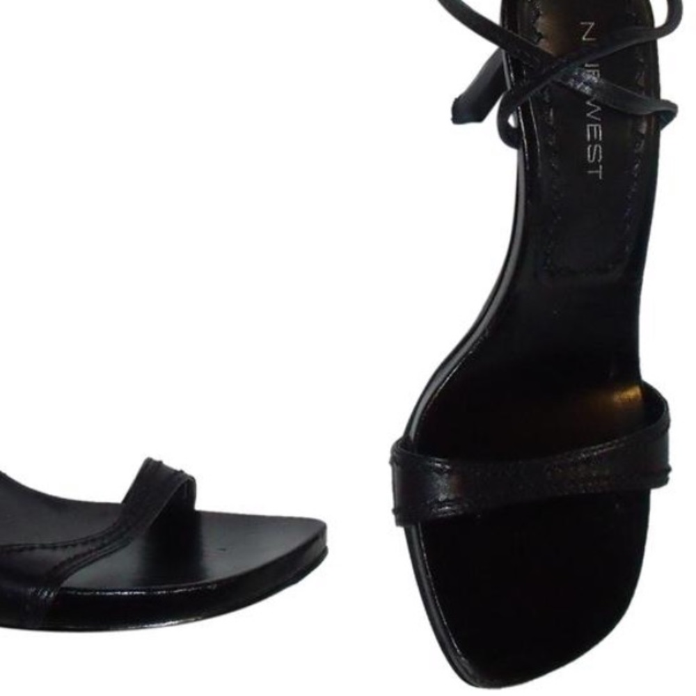 NWOTB Nine West Black Leather Heels